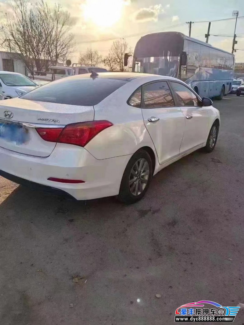 15年现代名图轿车抵押车出售