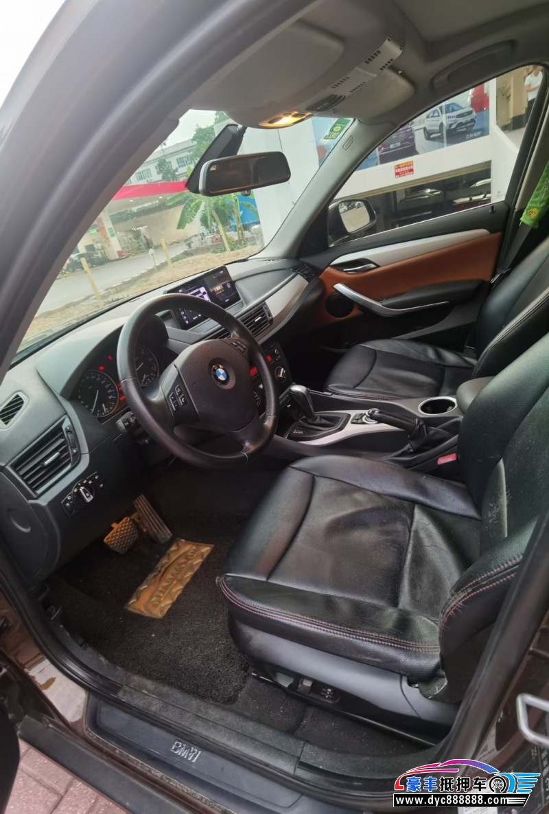 14年宝马X1轿车抵押车出售