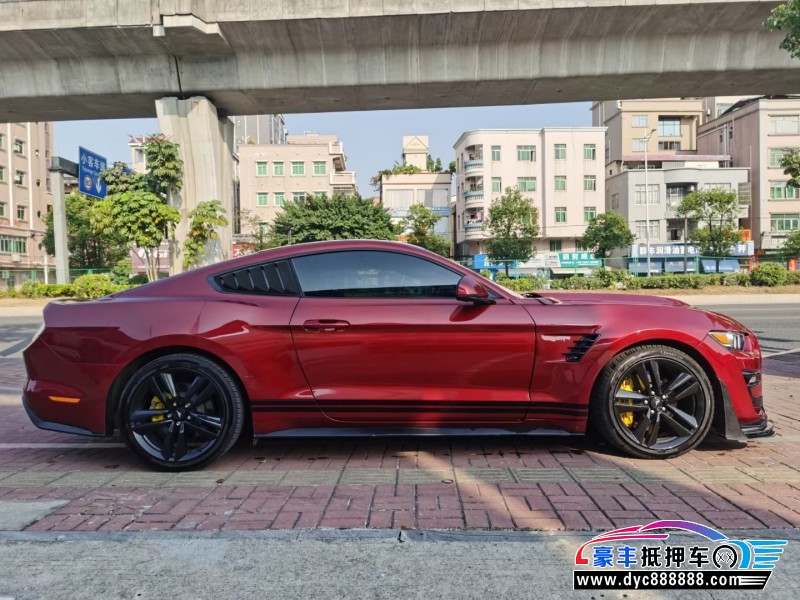 18年福特野马轿车抵押车出售