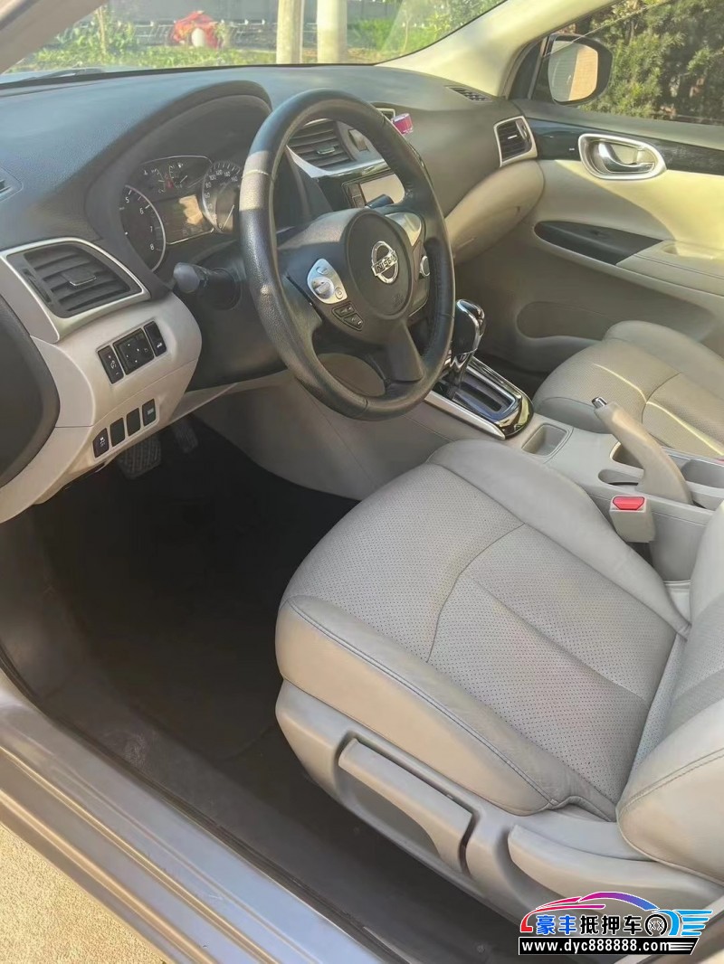 18年日产轩逸轿车抵押车出售