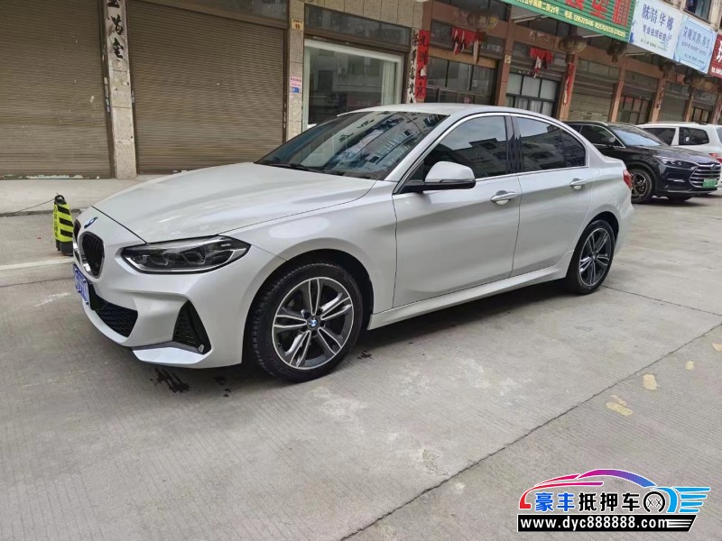 21年宝马1系轿车抵押车出售