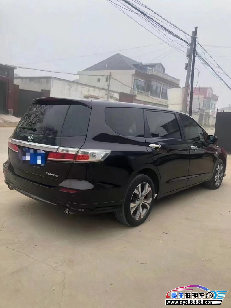 13年本田奥德赛轿车抵押车出售