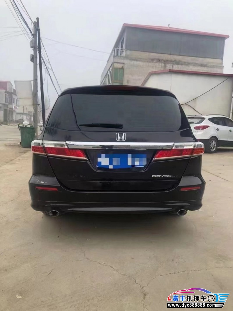 13年本田奥德赛轿车抵押车出售