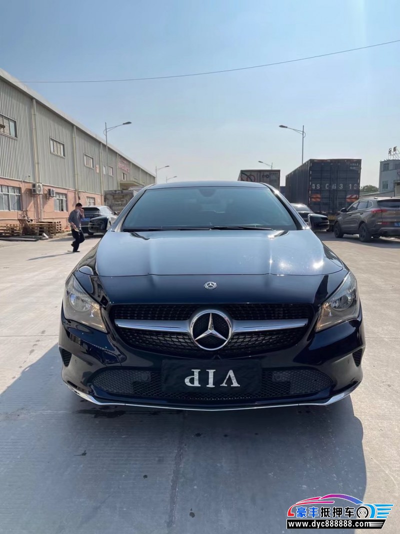 17年奔驰CLA轿车抵押车出售