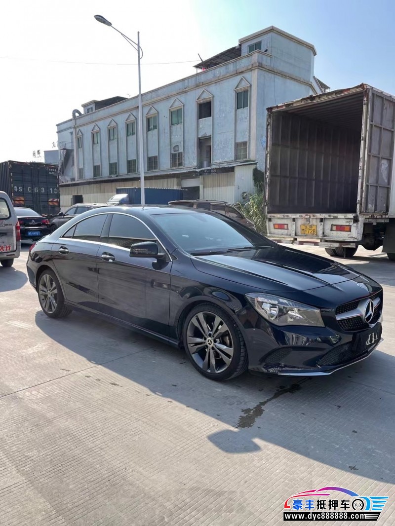 17年奔驰CLA轿车抵押车出售