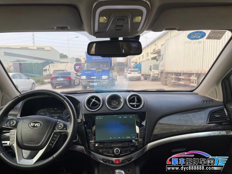 16年比亚迪S7轿车抵押车出售