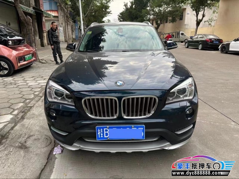 15年宝马X1轿车抵押车出售