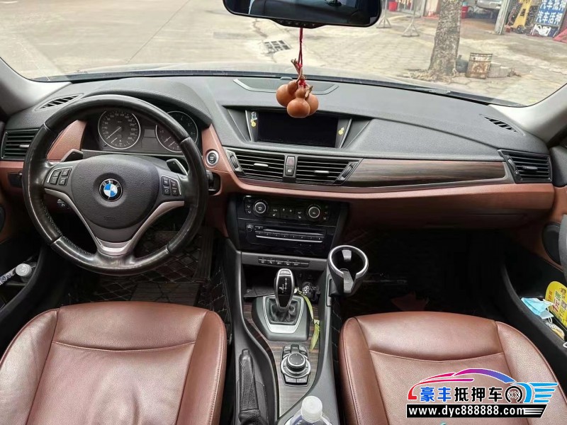 15年宝马X1轿车抵押车出售