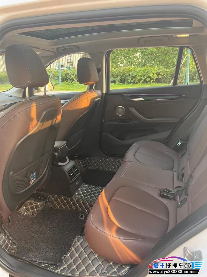 21年宝马X1SUV抵押车出售