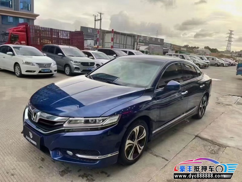 17年本田思铂睿轿车抵押车出售