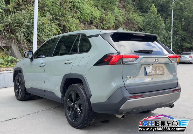 20年丰田RAV4轿车抵押车出售