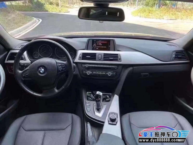 15年宝马3系轿车抵押车出售