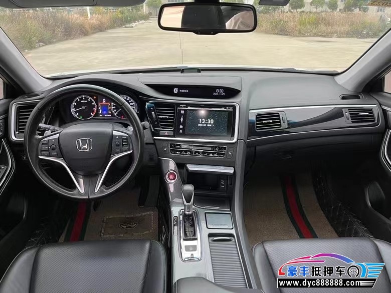 17年本田思铂睿轿车抵押车出售