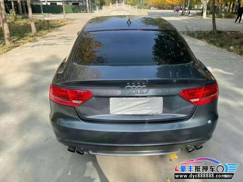 11年奥迪S5轿车抵押车出售