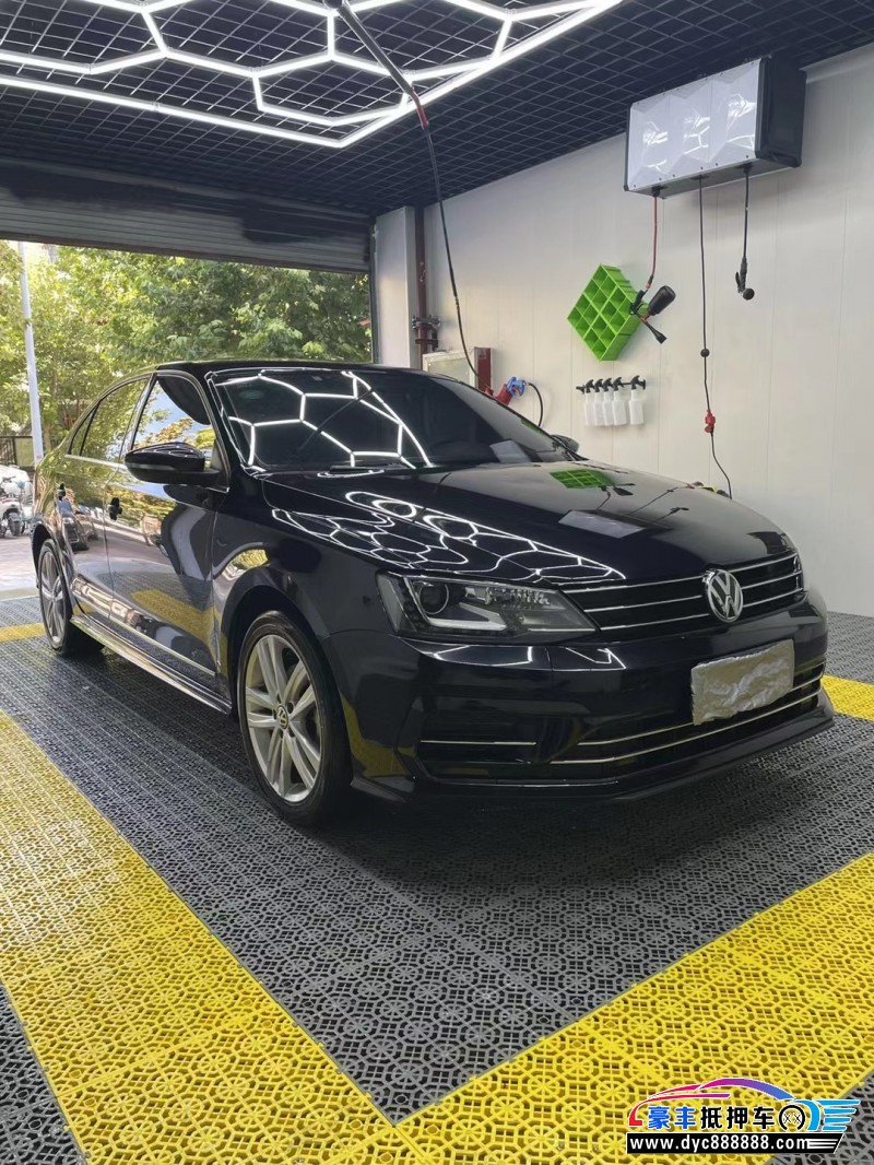 18年大众速腾轿车抵押车出售