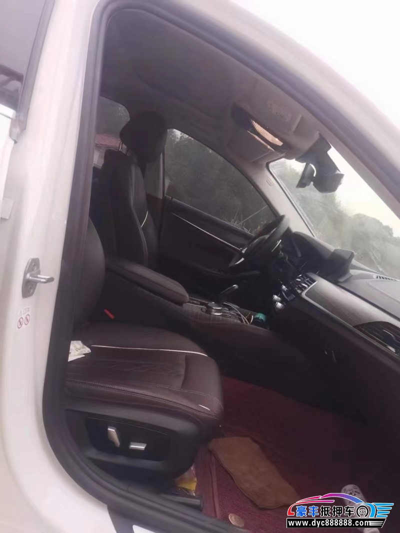 18年宝马5系轿车抵押车出售