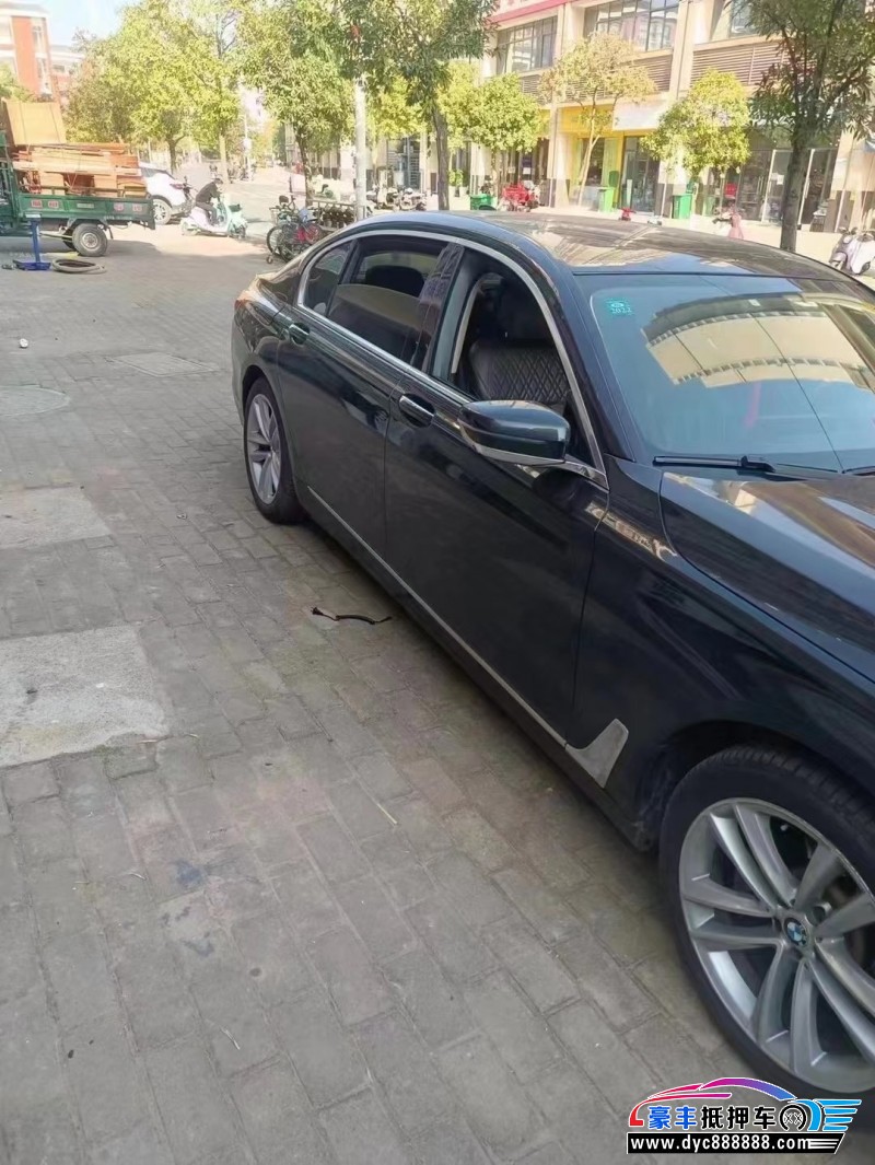 18年宝马7系轿车抵押车出售