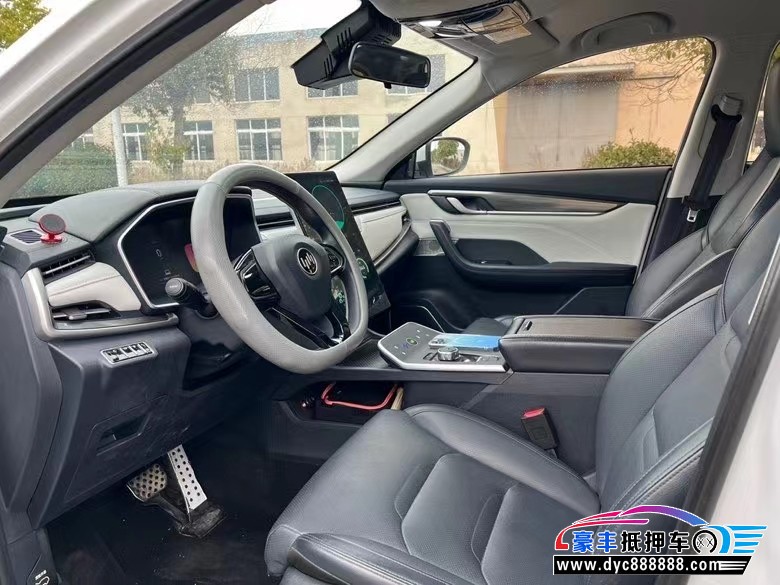 21年威马汽车ex5轿车抵押车出售