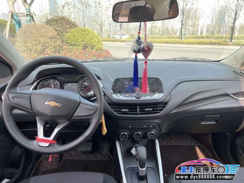 19年雪佛兰科沃兹轿车抵押车出售