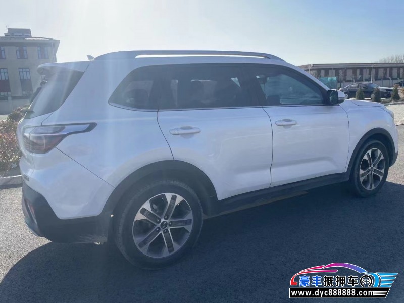 20年起亚智跑轿车抵押车出售