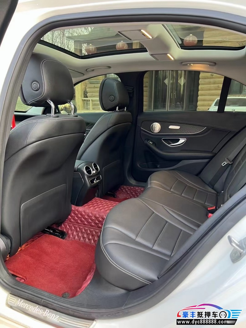 20年奔驰C轿车抵押车出售