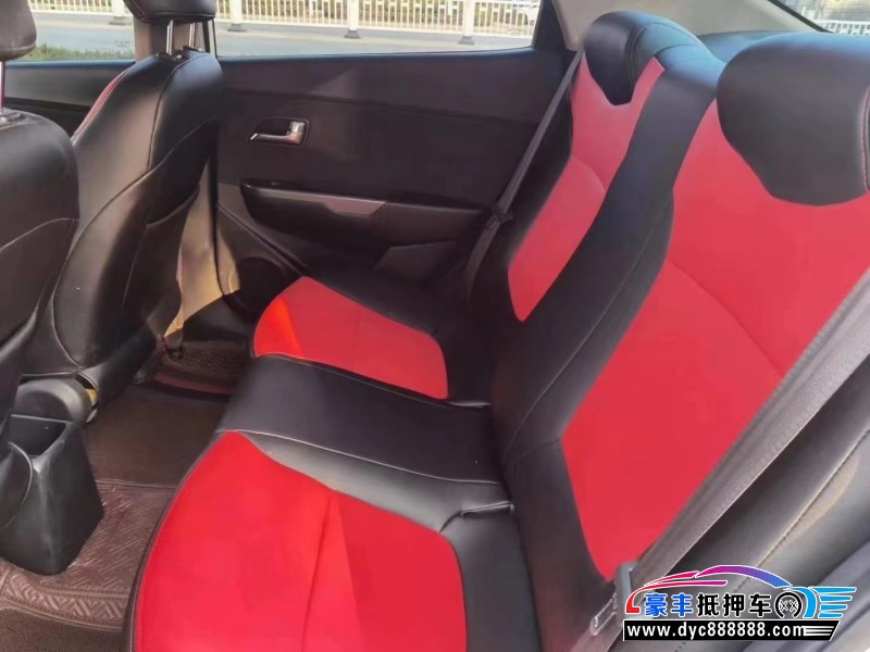 15年起亚K2轿车抵押车出售