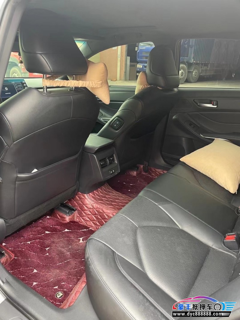 21年丰田亚洲龙轿车抵押车出售