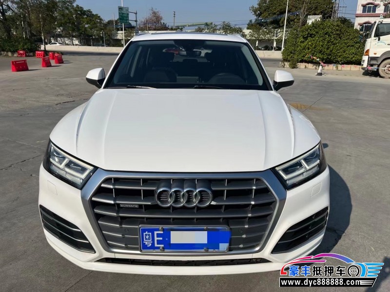 19年奥迪Q5轿车抵押车出售