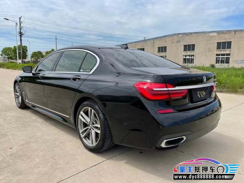 18年宝马7系轿车抵押车出售