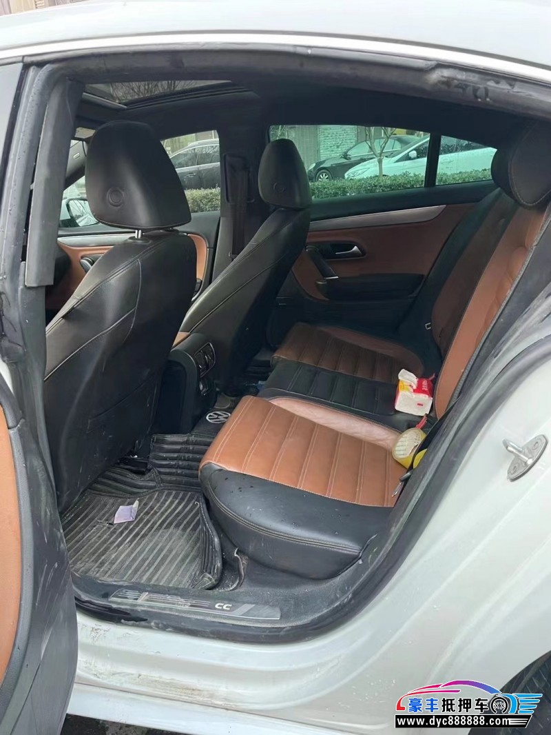 14年大众CC轿车抵押车出售