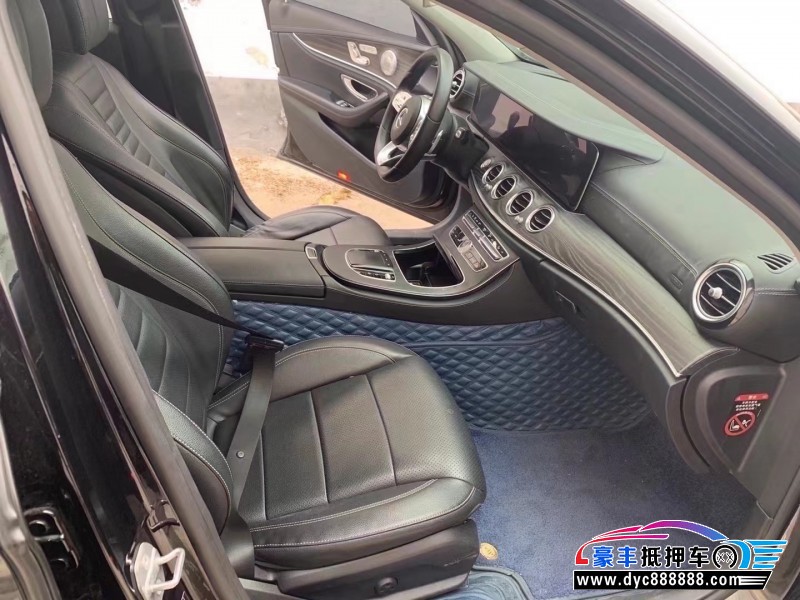 19年奔驰E轿车抵押车出售