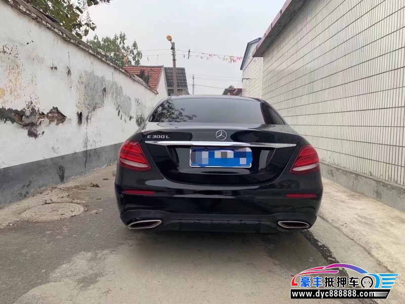 19年奔驰E轿车抵押车出售