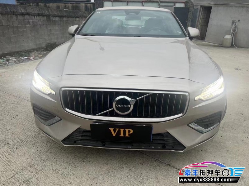 22年沃尔沃S60轿车抵押车出售