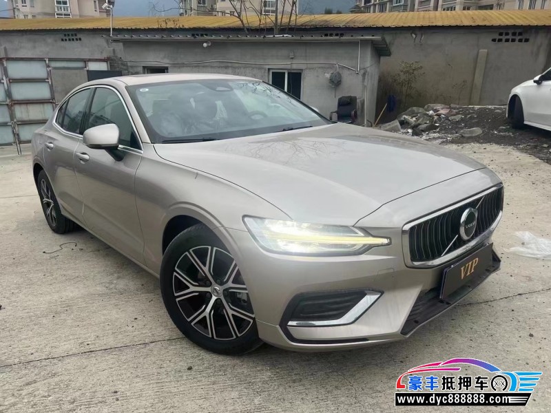 22年沃尔沃S60轿车抵押车出售