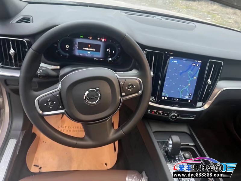 22年沃尔沃S60轿车抵押车出售