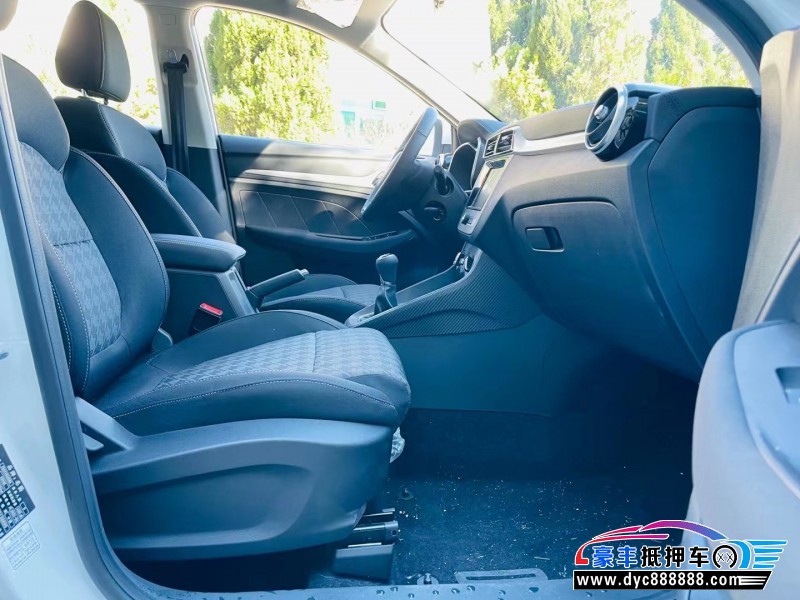 21年名爵ZS轿车抵押车出售