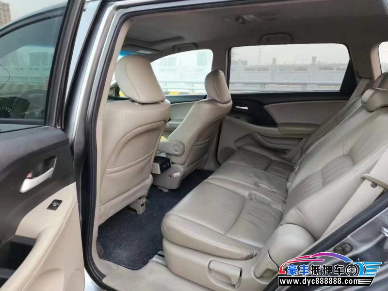 13年本田奥德赛轿车抵押车出售