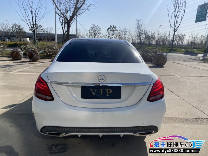17年奔驰C轿车抵押车出售