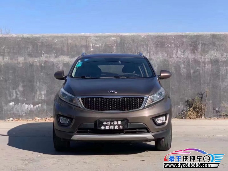 16年起亚智跑轿车抵押车出售