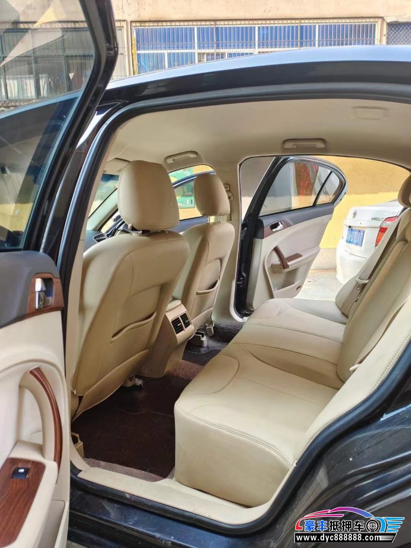 17年传祺GA5增程式电动车轿车抵押车出售