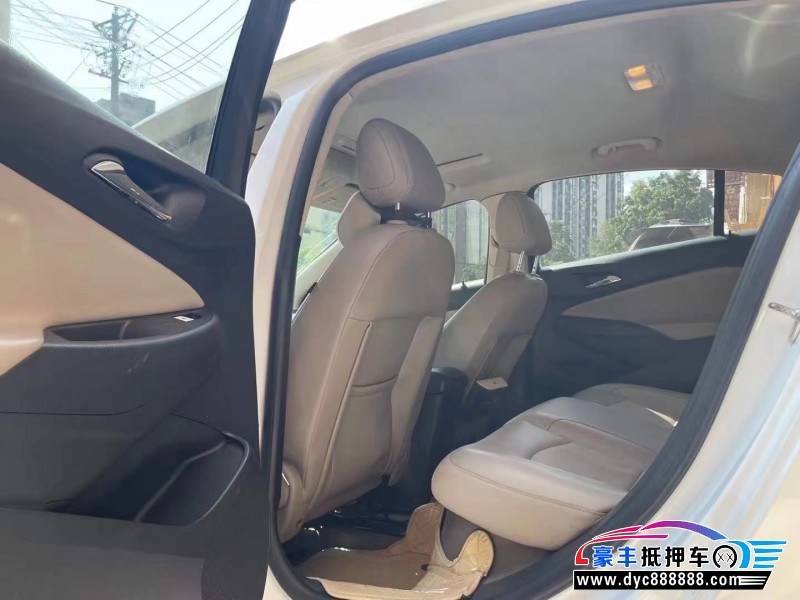 15年雪佛兰科鲁兹轿车抵押车出售