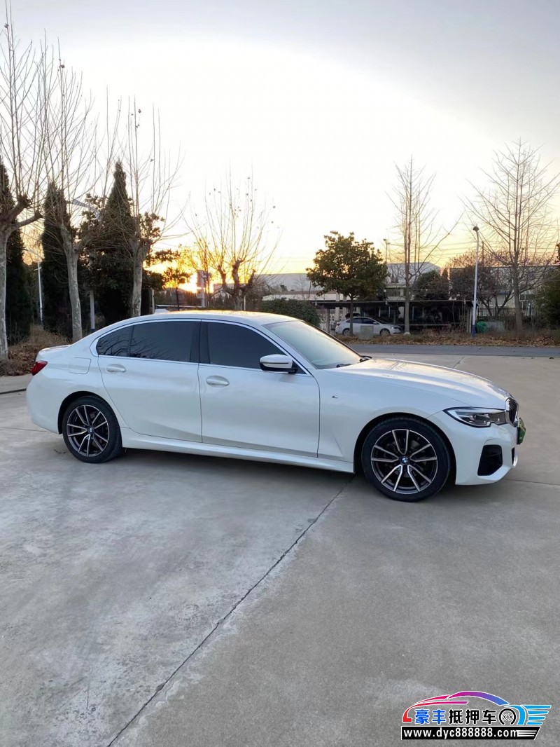 20年宝马3系轿车抵押车出售