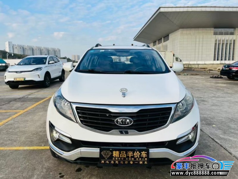 13年起亚智跑轿车抵押车出售