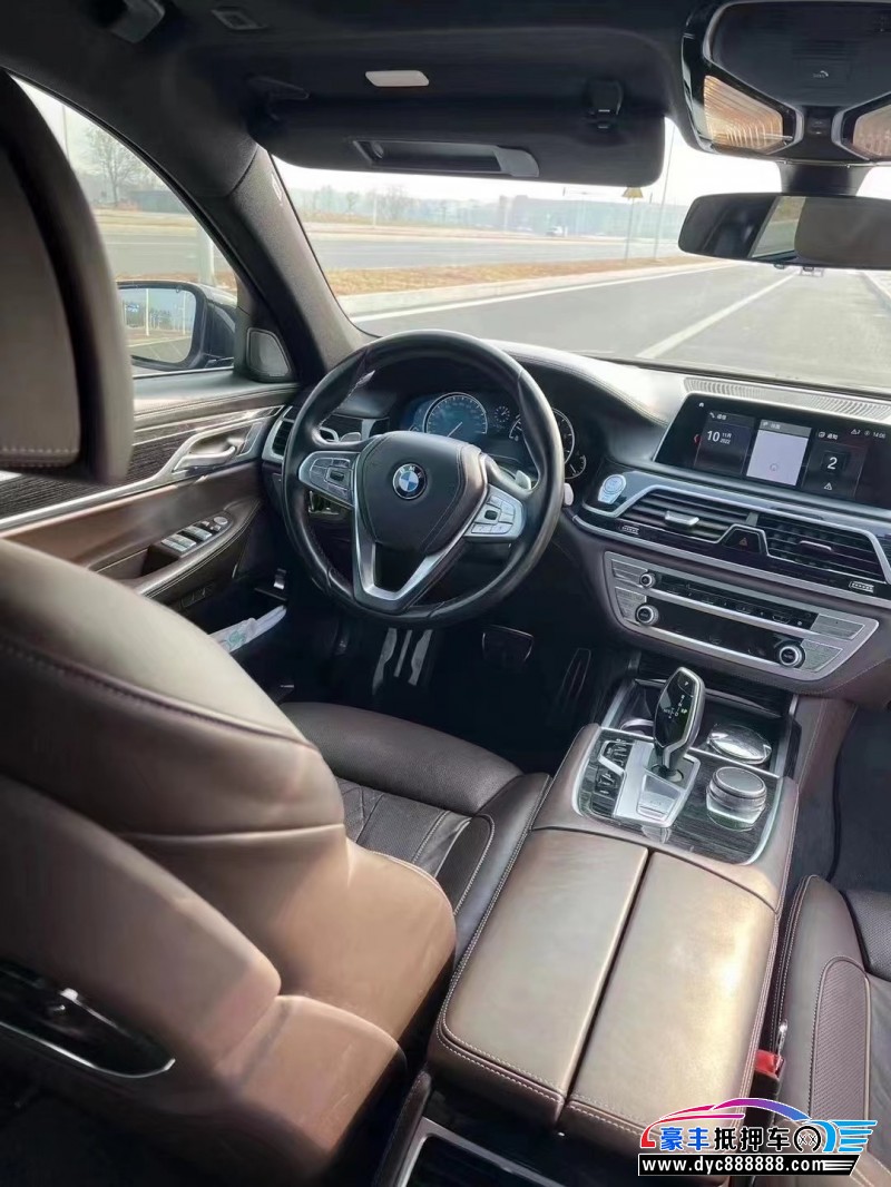 18年宝马7系轿车抵押车出售