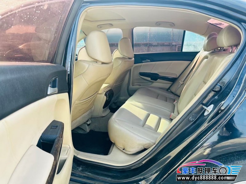 10年本田雅阁轿车抵押车出售