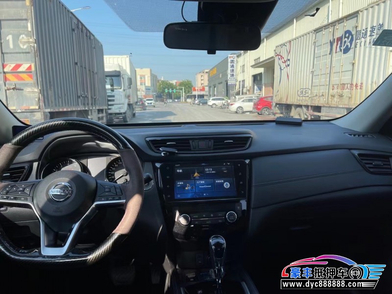 19年日产奇骏轿车抵押车出售