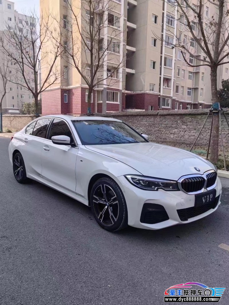 21年宝马3系轿车抵押车出售