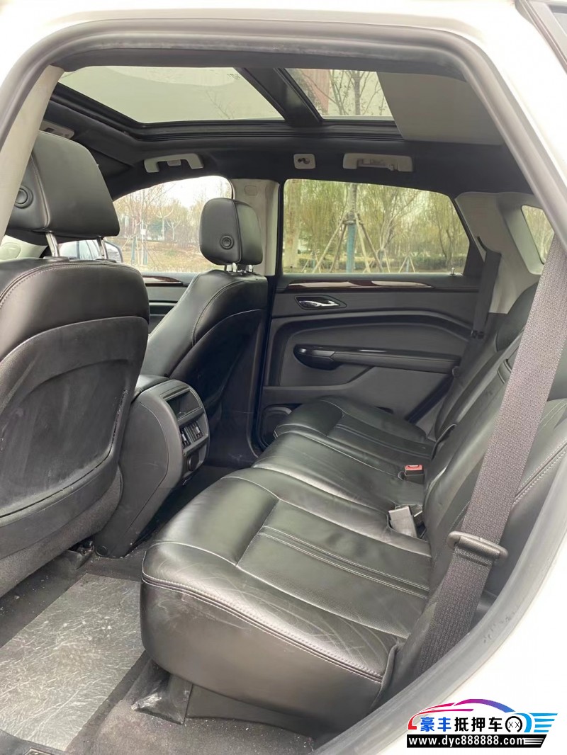 13年凯迪拉克SRX轿车抵押车出售