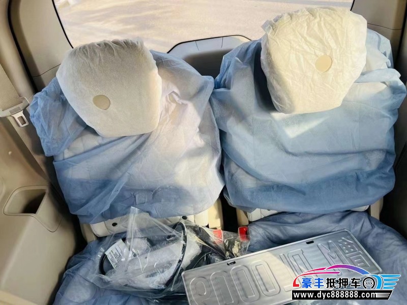 23年宝骏kiwi ev轿车抵押车出售