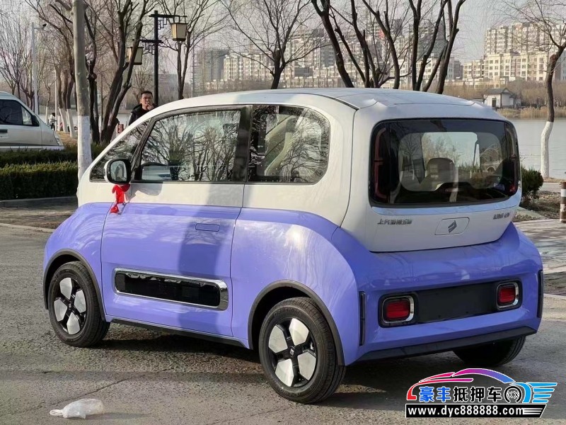 23年宝骏kiwi ev轿车抵押车出售